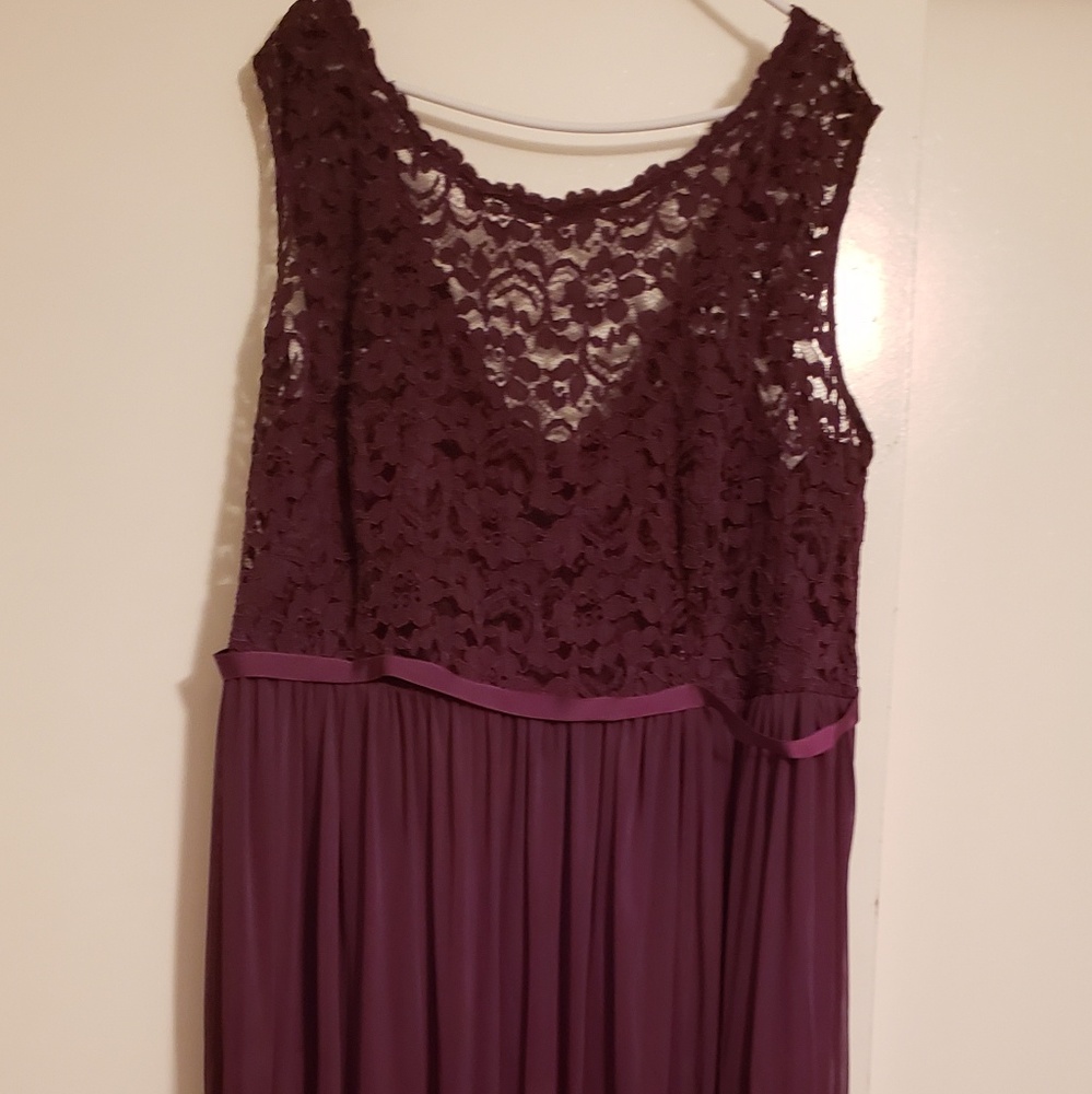 David's Bridal Plum Dress